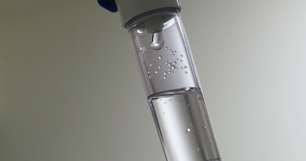 капельница с лекарством
